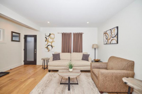 Riverview Executive Home - B